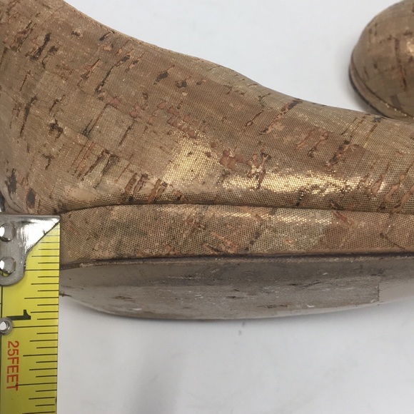 Stuart Weitzman Bronze Cork-look Pumps - Picture 10 of 13